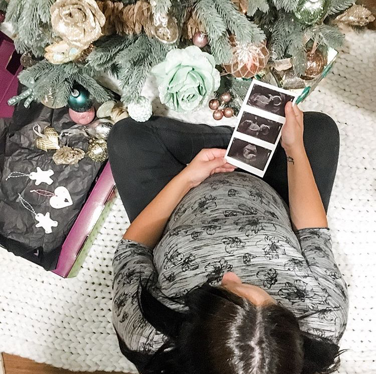 33E76574-7A7E-4616-A959-078AC2DD82A2