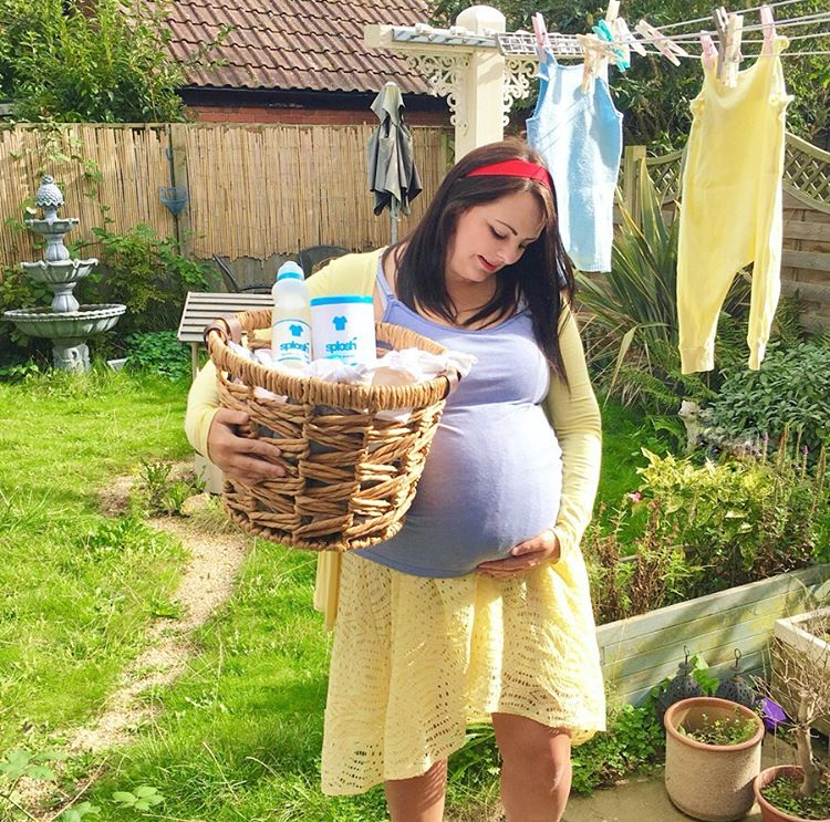 8E8ABC8A-3EB3-43C3-B4C1-250D56C233A3