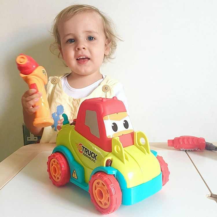 9BFA5365-BC43-415F-8720-AABA9C7EAF83