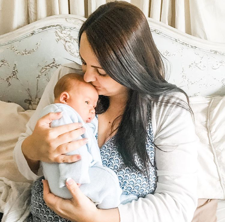 DA495FA9-DB41-4B73-ACC0-0D5C840FDD7B