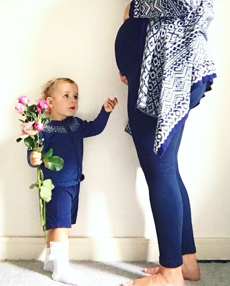 EBFE4AC3-E071-4918-BF2A-80C49A7A5A92